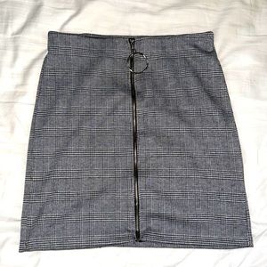 Soft plaid pencil mini skirt